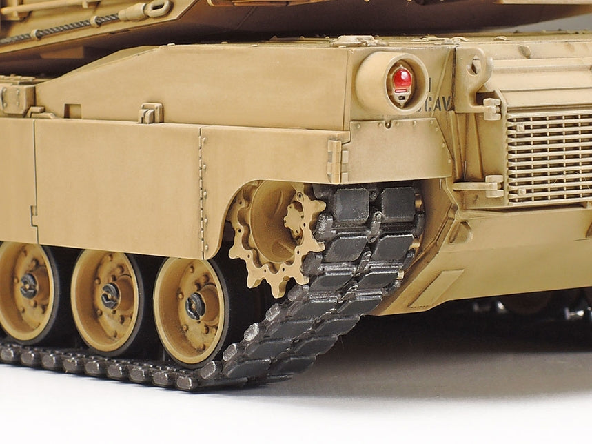 Tamiya US Main Battle Tank M1A2 Abrams 32592