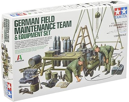 Tamiya German Field Maintenance Team & Equipment Set    37023