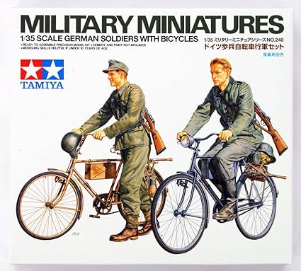 Tamiya Military Miniatures German Soldiers On Bicycles 32540